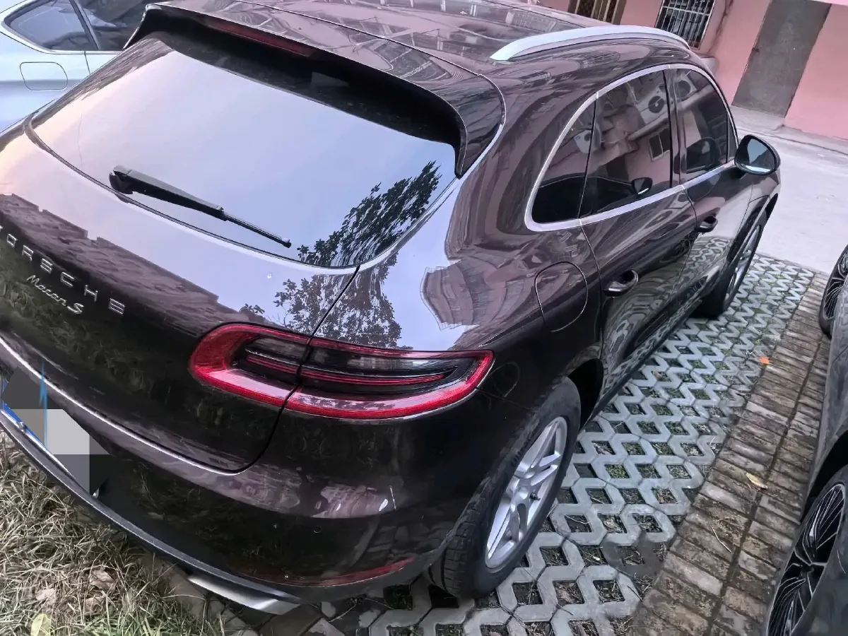 2017 Porsche Macan 2.0T 252HP L4 7DCT,autocango,china used car exporter,china ev exporter,chinese used car exporter,chinese used ev exporter