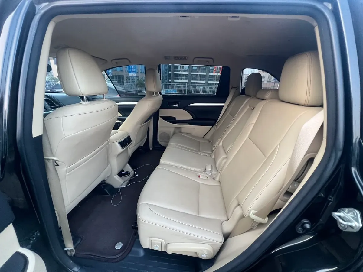 2018 Toyota Highlander 2.0T 220HP L4 6AT,autocango,china used car exporter,china ev exporter,chinese used car exporter,chinese used ev exporter