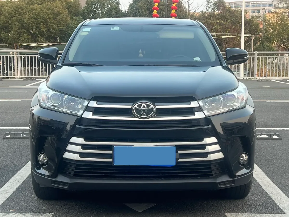 2018 Toyota Highlander 2.0T 220HP L4 6AT,autocango,china used car exporter,china ev exporter,chinese used car exporter,chinese used ev exporter
