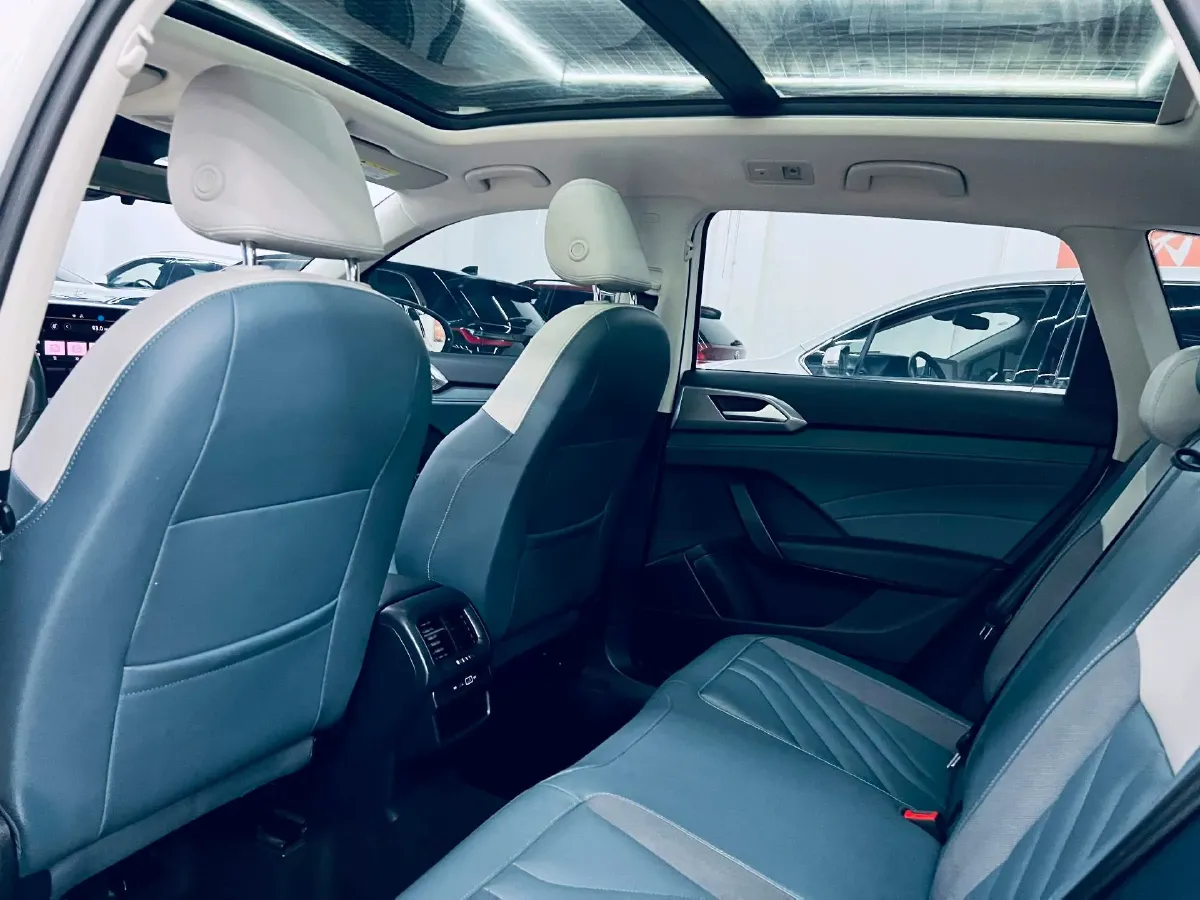 2023 Volkswagen Tharu 1.5T 160HP L4 7DCT,autocango,china used car exporter,china ev exporter,chinese used car exporter,chinese used ev exporter