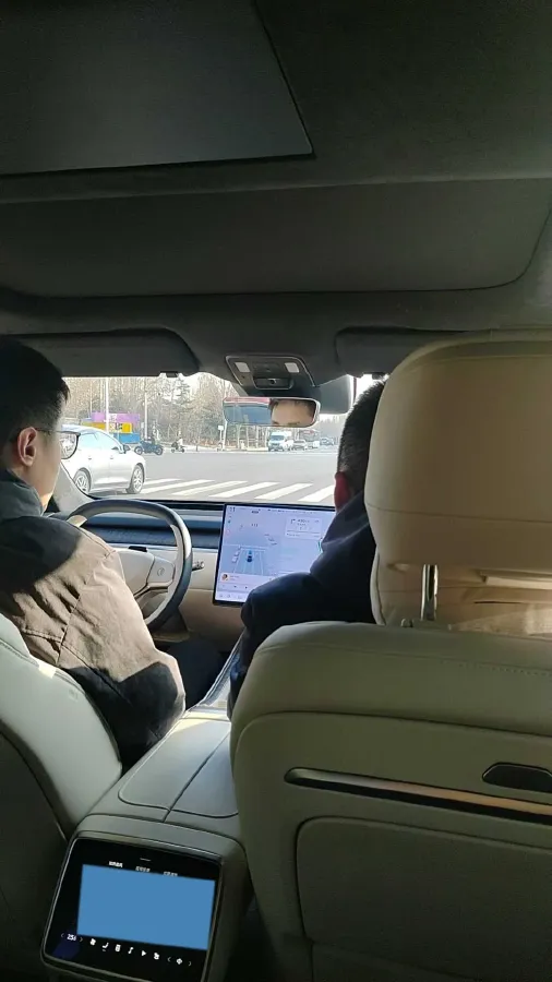 2021 Volkswagen ID.6 Crozz BEV 84.8KWH,autocango,china used car exporter,china ev exporter,chinese used car exporter,chinese used ev exporter