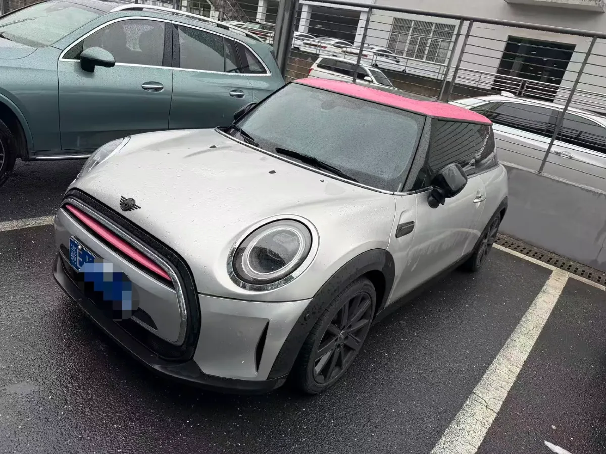 2022 MINI MINI 1.5T 136HP L3 7DCT,autocango,china used car exporter,china ev exporter,chinese used car exporter,chinese used ev exporter