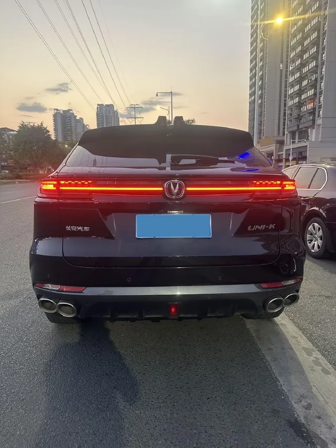 2021 ChangAn UNI-K 2.0T 233HP L4 8AT,autocango,china used car exporter,china ev exporter,chinese used car exporter,chinese used ev exporter