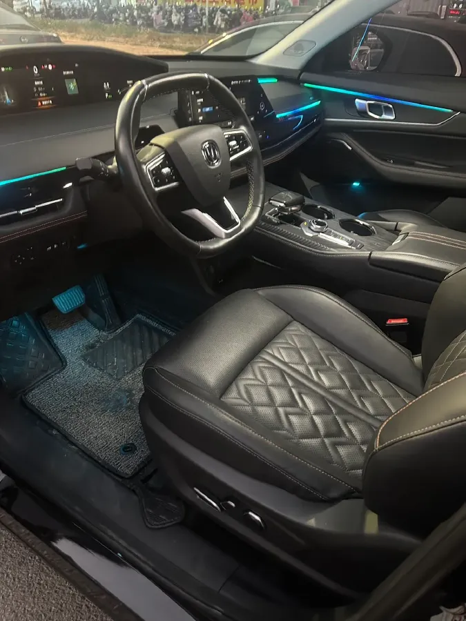 2021 ChangAn UNI-K 2.0T 233HP L4 8AT,autocango,china used car exporter,china ev exporter,chinese used car exporter,chinese used ev exporter