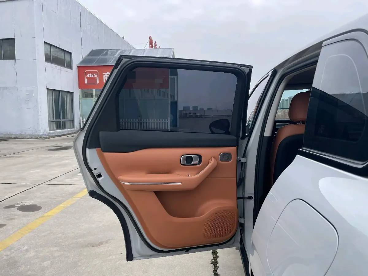 2024 Leapmotor C10 BEV 69.9KWH,autocango,china used car exporter,china ev exporter,chinese used car exporter,chinese used ev exporter
