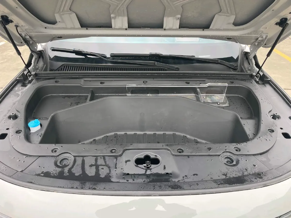 2024 Leapmotor C10 BEV 69.9KWH,autocango,china used car exporter,china ev exporter,chinese used car exporter,chinese used ev exporter