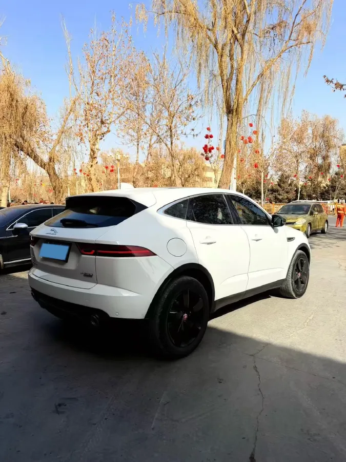 2018 Mercedes-Benz C Class 1.6T 156HP L4 9AT,autocango,china used car exporter,china ev exporter,chinese used car exporter,chinese used ev exporter