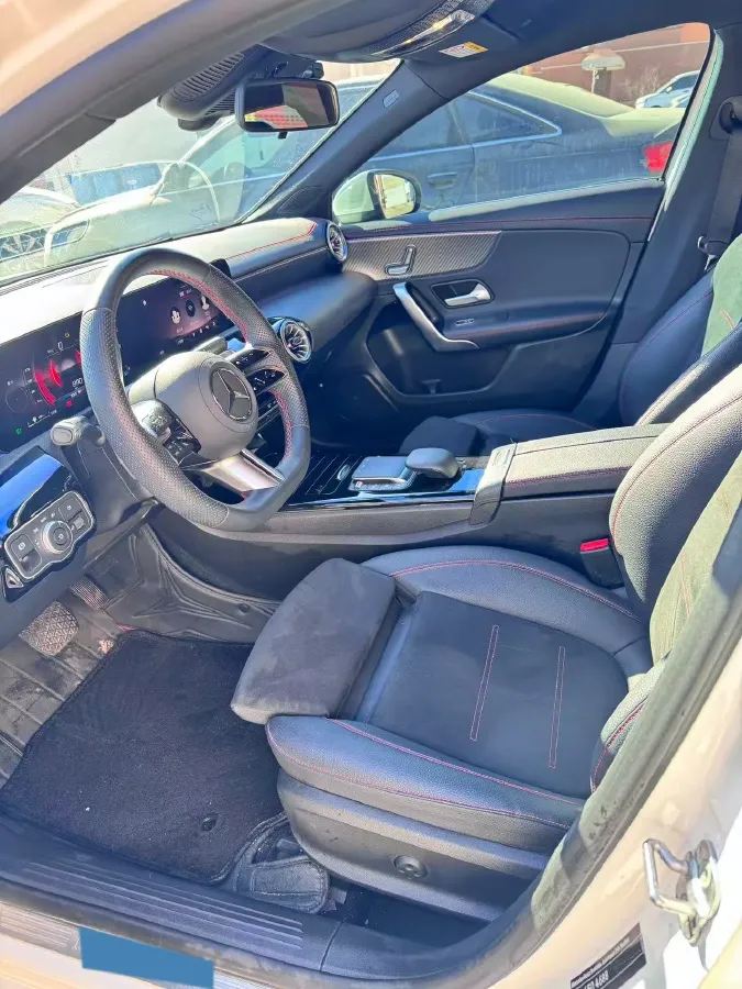 2024 Mercedes-Benz A Class 1.3T 163HP L4 7DCT,autocango,china used car exporter,china ev exporter,chinese used car exporter,chinese used ev exporter
