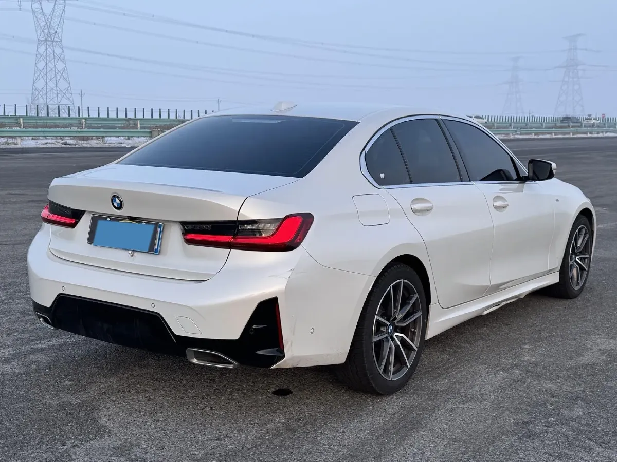 2025 BMW 3 Series 2.0T 184HP L4 8AT,autocango,china used car exporter,china ev exporter,chinese used car exporter,chinese used ev exporter