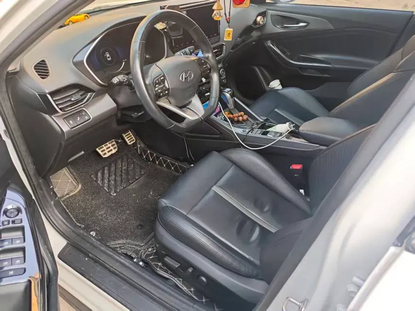 2019 Hyundai La Festa 1.6T 190HP L4 7DCT,autocango,china used car exporter,china ev exporter,chinese used car exporter,chinese used ev exporter