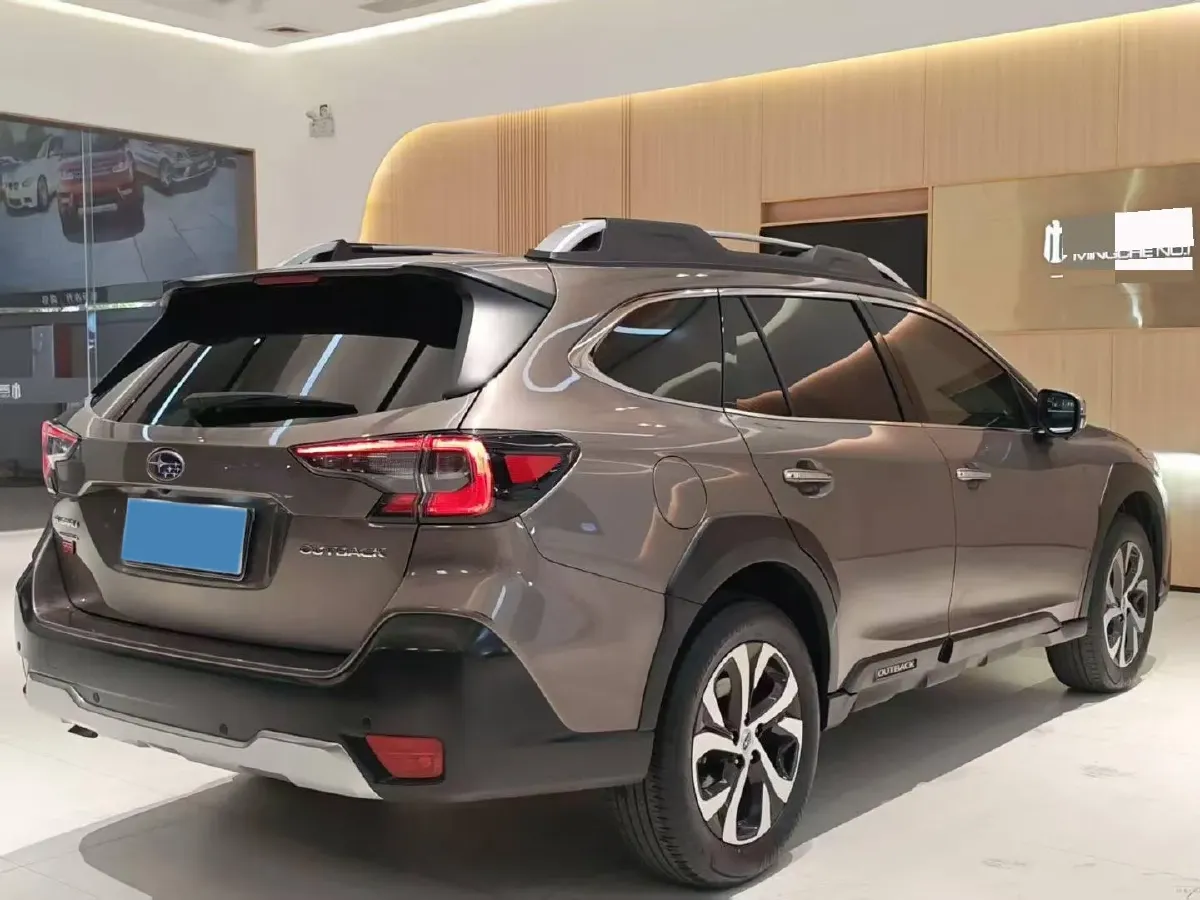2021 Subaru Outback 2.5L 169HP H4 CVT,autocango,china used car exporter,china ev exporter,chinese used car exporter,chinese used ev exporter