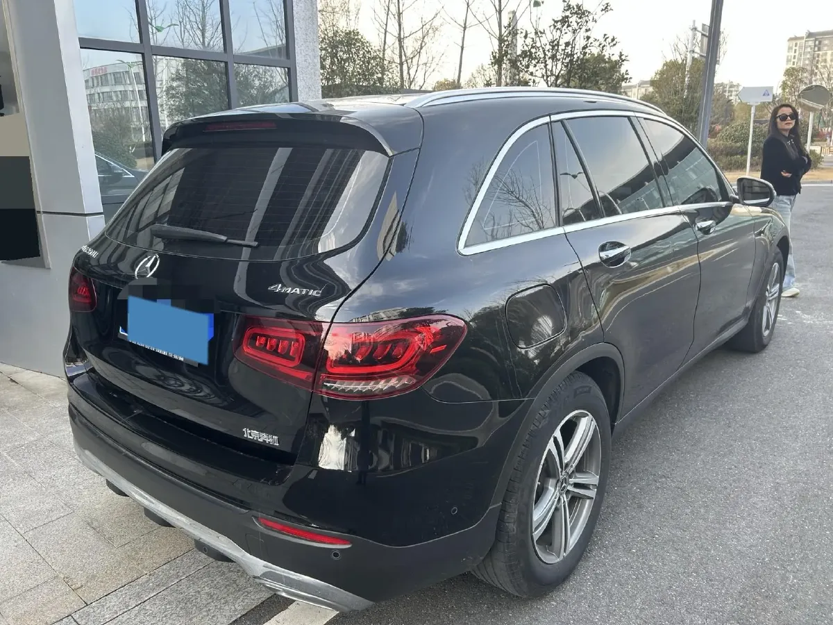 2021 Mercedes-Benz GLC Class 2.0T 197HP L4 9AT,autocango,china used car exporter,china ev exporter,chinese used car exporter,chinese used ev exporter