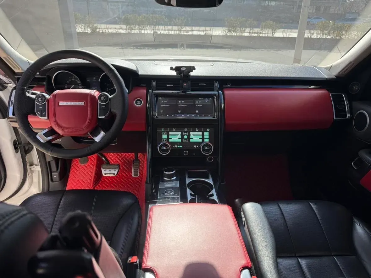 2018 Land Rover Discovery 3.0T 340HP V6 8AT,autocango,china used car exporter,china ev exporter,chinese used car exporter,chinese used ev exporter
