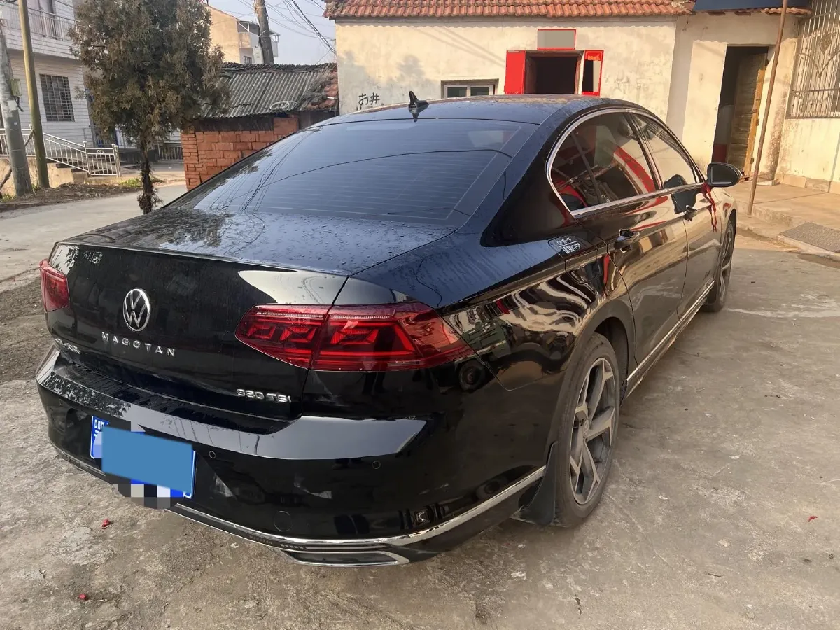 2026 Volkswagen Magotan 2.0T 220HP L4 7DCT,autocango,china used car exporter,china ev exporter,chinese used car exporter,chinese used ev exporter