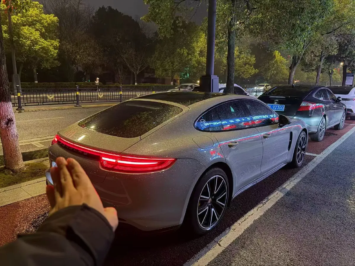 2019 Porsche Panamera 2.9T 330HP V6 8DCT,autocango,china used car exporter,china ev exporter,chinese used car exporter,chinese used ev exporter