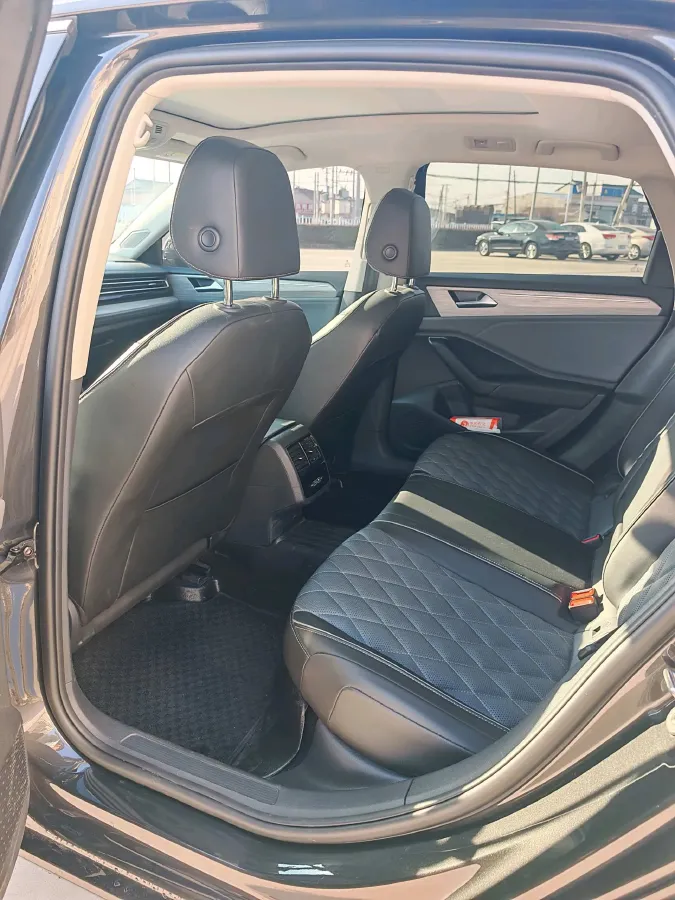 2024 Volkswagen Sagitar 1.5T 160HP L4 7DCT,autocango,china used car exporter,china ev exporter,chinese used car exporter,chinese used ev exporter