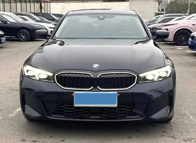 2025 BMW 3 Series 2.0T 245HP L4 8AT,autocango,china used car exporter,china ev exporter,chinese used car exporter,chinese used ev exporter