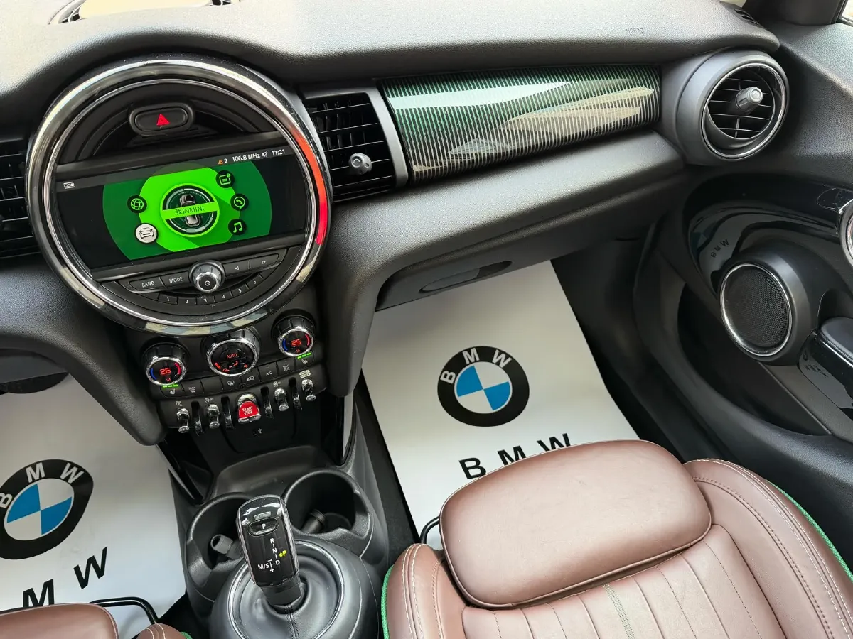 2019 MINI MINI 1.5T 136HP L3 7DCT,autocango,china used car exporter,china ev exporter,chinese used car exporter,chinese used ev exporter