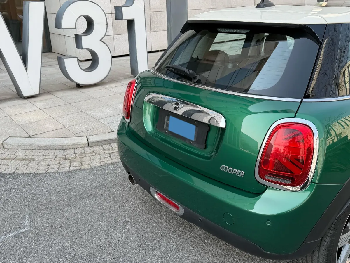 2019 MINI MINI 1.5T 136HP L3 7DCT,autocango,china used car exporter,china ev exporter,chinese used car exporter,chinese used ev exporter