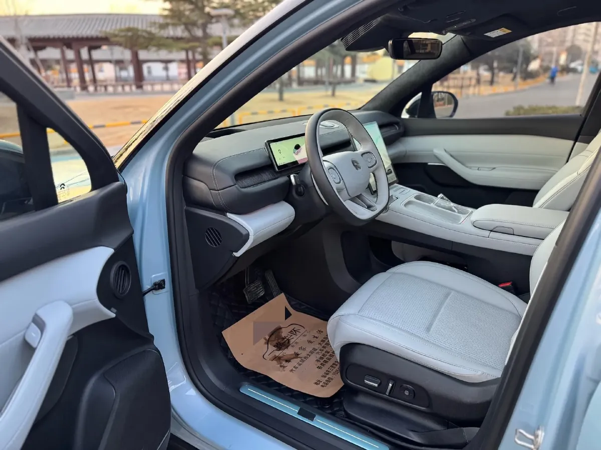 2024 NIO ES6 BEV 75KWH,autocango,china used car exporter,china ev exporter,chinese used car exporter,chinese used ev exporter