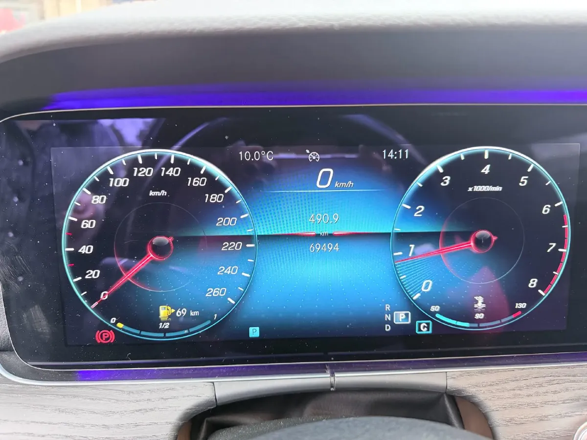 2021 Mercedes-Benz E Class 2.0T 258HP L4 9AT,autocango,china used car exporter,china ev exporter,chinese used car exporter,chinese used ev exporter