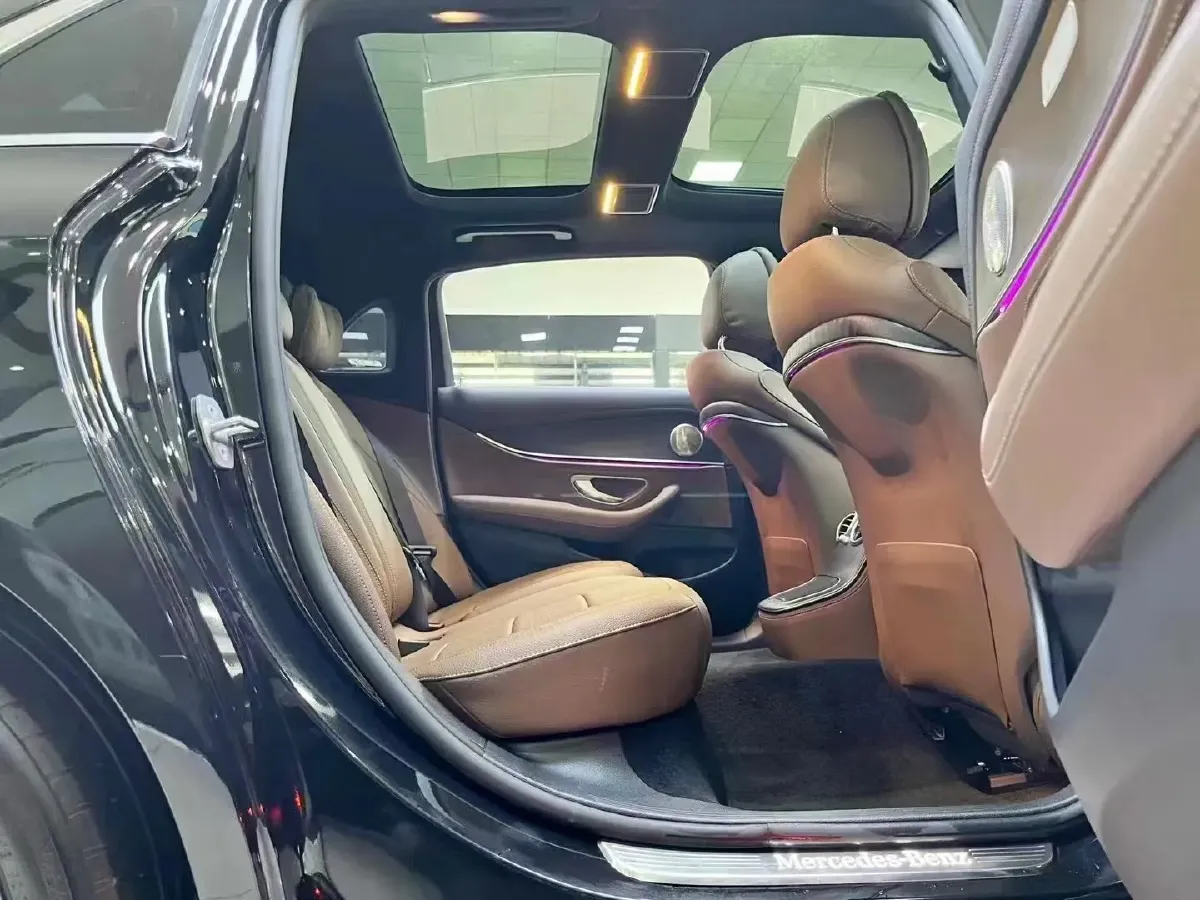 2021 Mercedes-Benz E Class 2.0T 258HP L4 9AT,autocango,china used car exporter,china ev exporter,chinese used car exporter,chinese used ev exporter