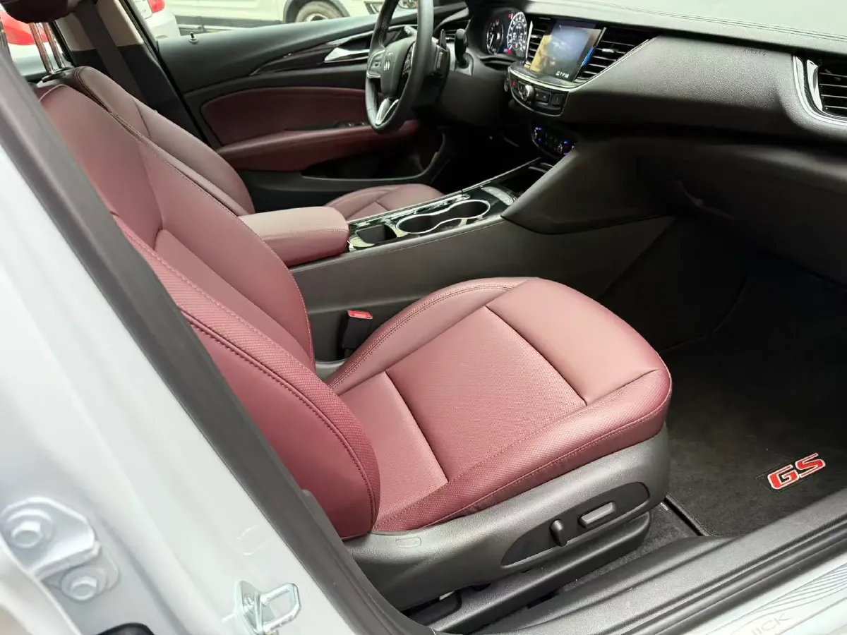 2025 Buick Regal 2.0T 237HP L4 9AT,autocango,china used car exporter,china ev exporter,chinese used car exporter,chinese used ev exporter
