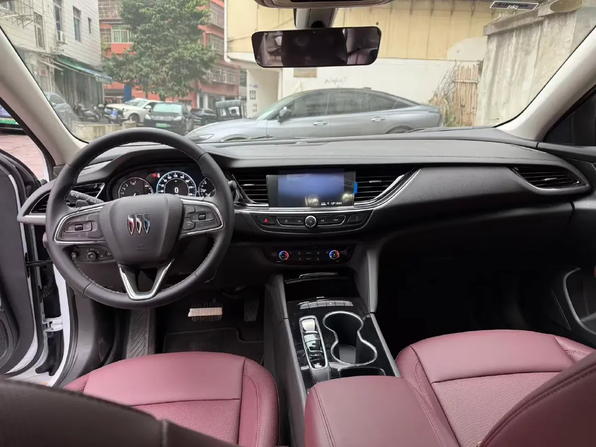 2025 Buick Regal 2.0T 237HP L4 9AT,autocango,china used car exporter,china ev exporter,chinese used car exporter,chinese used ev exporter