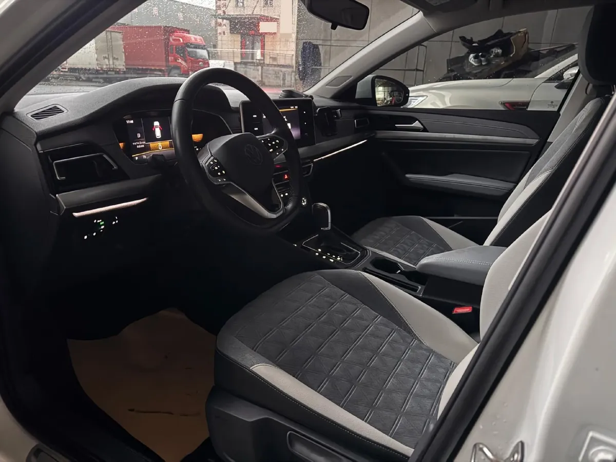 2023 Volkswagen Lavida 1.5L 113HP L4 6AT,autocango,china used car exporter,china ev exporter,chinese used car exporter,chinese used ev exporter