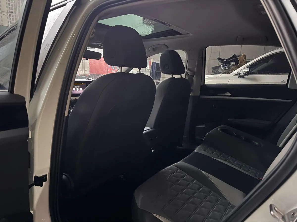 2023 Volkswagen Lavida 1.5L 113HP L4 6AT,autocango,china used car exporter,china ev exporter,chinese used car exporter,chinese used ev exporter