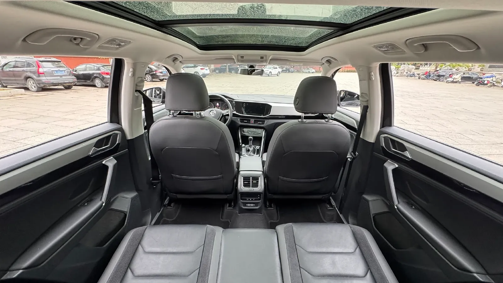 2020 Volkswagen Tayron 2.0T 186HP L4 7DCT,autocango,china used car exporter,china ev exporter,chinese used car exporter,chinese used ev exporter