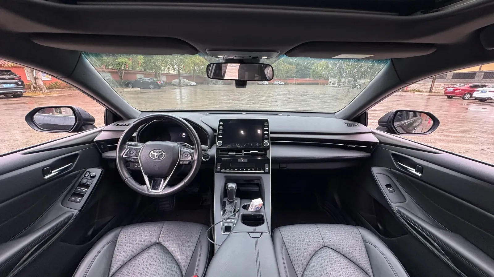 2021 Toyota Avalon 2.5L 209HP L4 8AT,autocango,china used car exporter,china ev exporter,chinese used car exporter,chinese used ev exporter