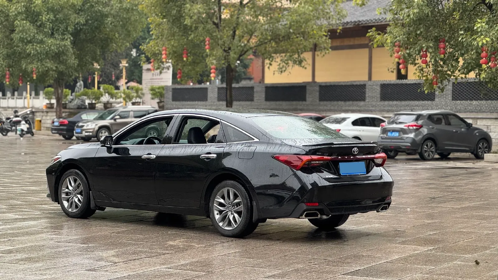 2021 Toyota Avalon 2.5L 209HP L4 8AT,autocango,china used car exporter,china ev exporter,chinese used car exporter,chinese used ev exporter