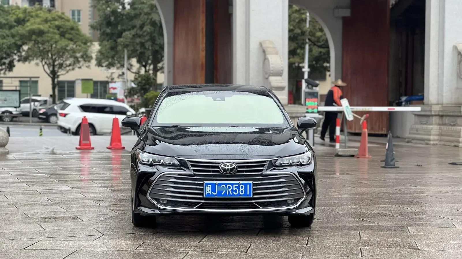 2021 Toyota Avalon 2.5L 209HP L4 8AT,autocango,china used car exporter,china ev exporter,chinese used car exporter,chinese used ev exporter