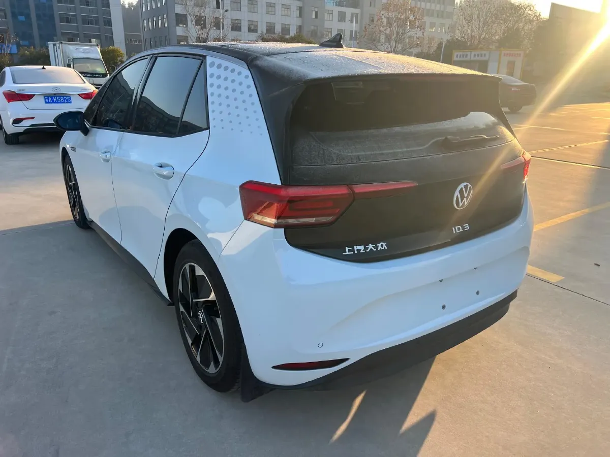 2022 Volkswagen ID.3 BEV 57.3KWH,autocango,china used car exporter,china ev exporter,chinese used car exporter,chinese used ev exporter