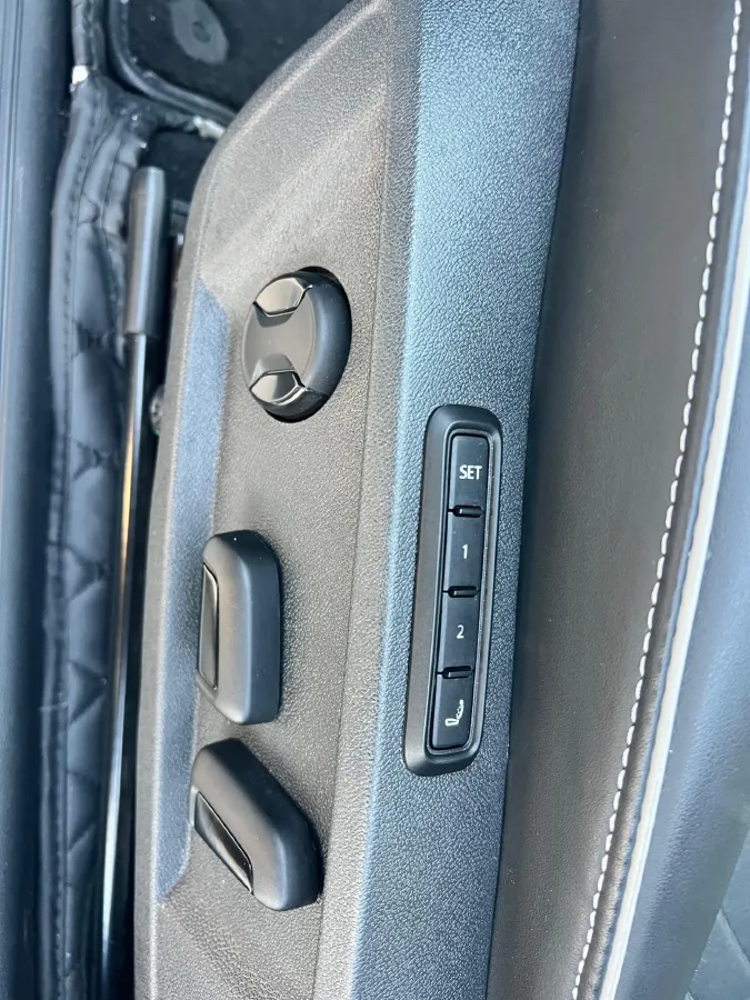 2022 Volkswagen ID.3 BEV 57.3KWH,autocango,china used car exporter,china ev exporter,chinese used car exporter,chinese used ev exporter