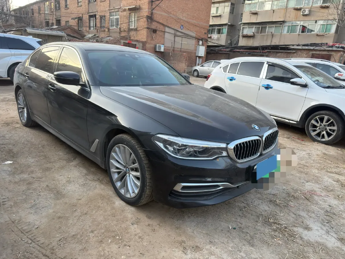 2020 BMW 5 Series 2.0T 184HP L4 8AT PHEV 17.7KWH,autocango,china used car exporter,china ev exporter,chinese used car exporter,chinese used ev exporter