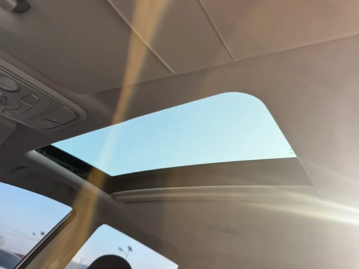 2019 Haval M6 1.5T 150HP L4 7DCT,autocango,china used car exporter,china ev exporter,chinese used car exporter,chinese used ev exporter