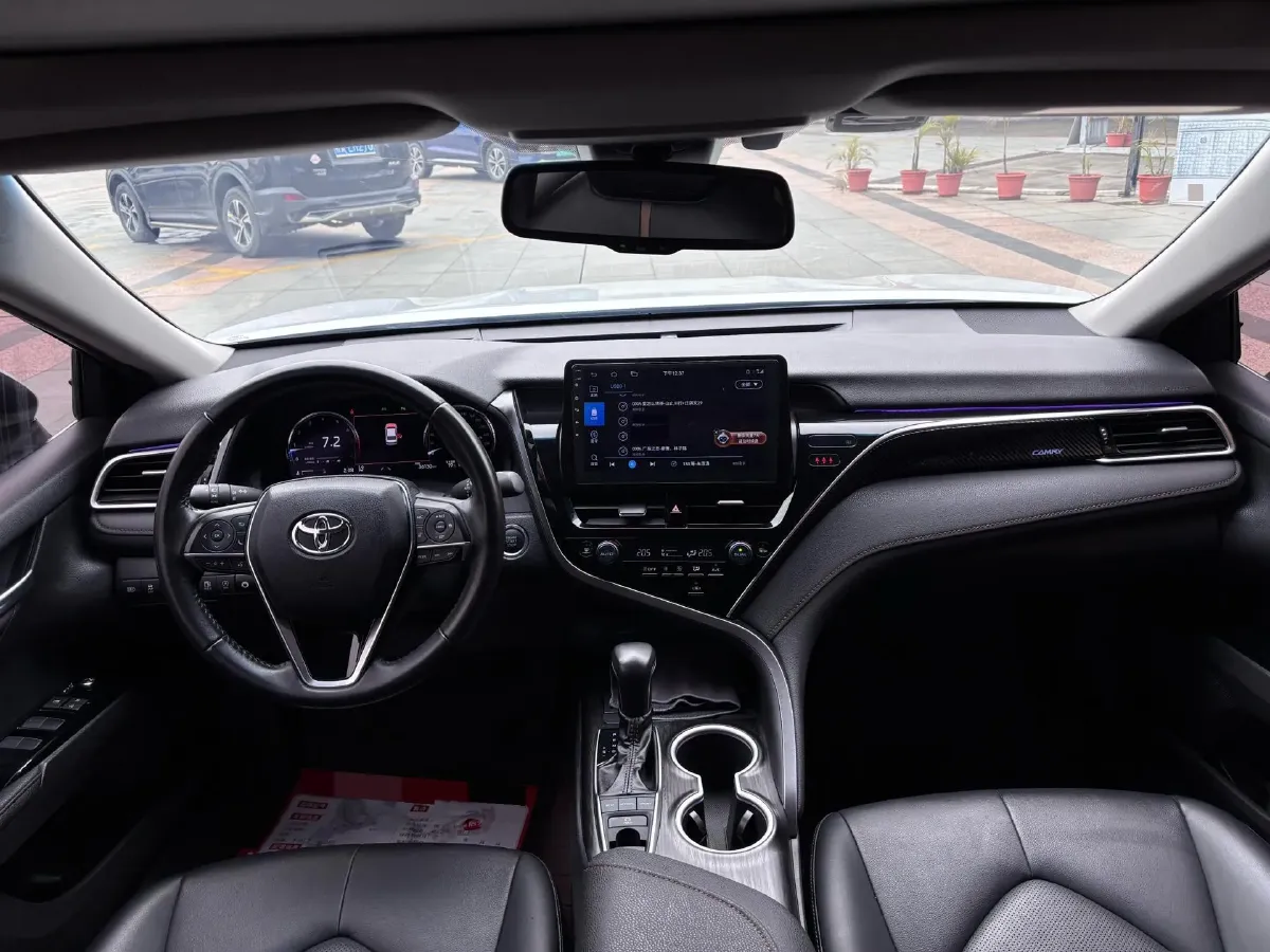 2021 Toyota Camry 2.5L 209HP L4 8AT,autocango,china used car exporter,china ev exporter,chinese used car exporter,chinese used ev exporter