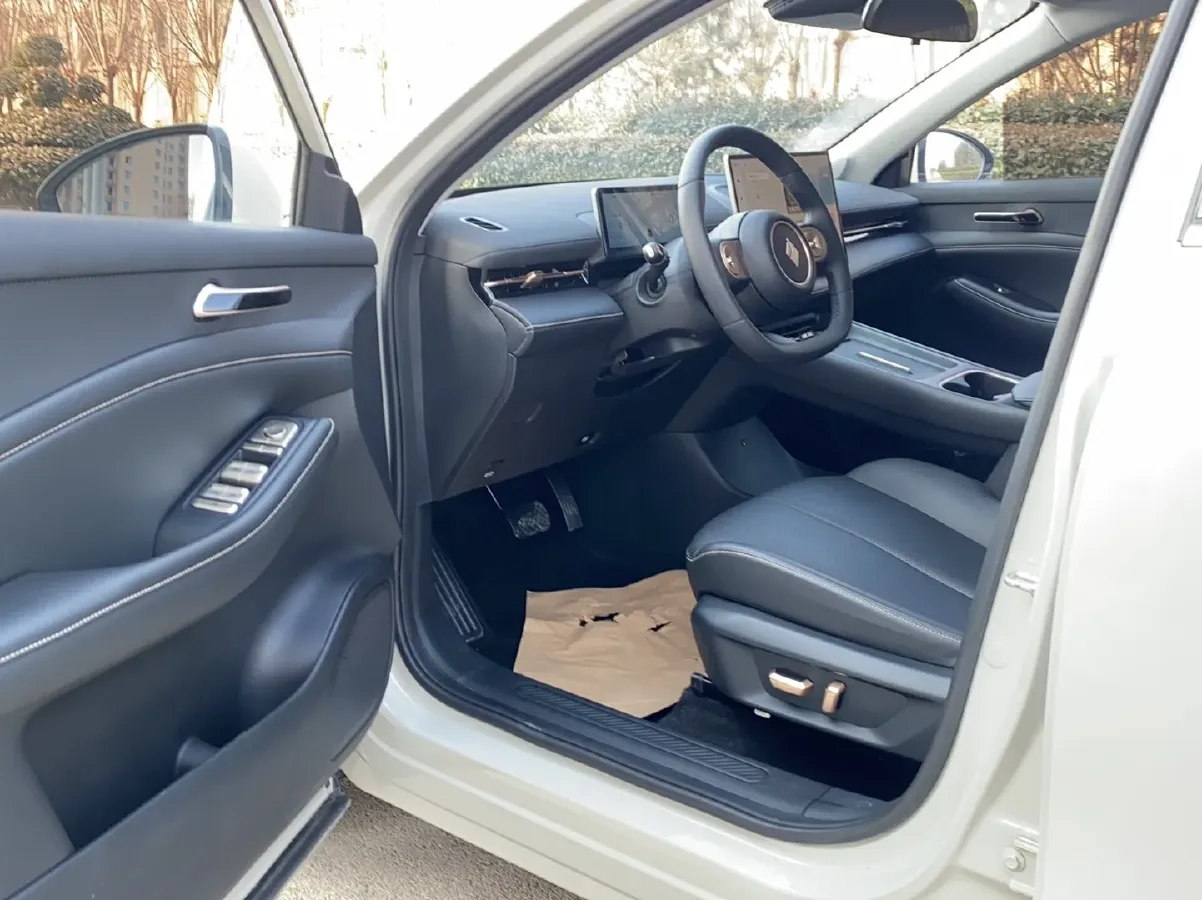 2024 Toyota Levin 1.8L 98HP L4 E-CVT Hybrid,autocango,china used car exporter,china ev exporter,chinese used car exporter,chinese used ev exporter