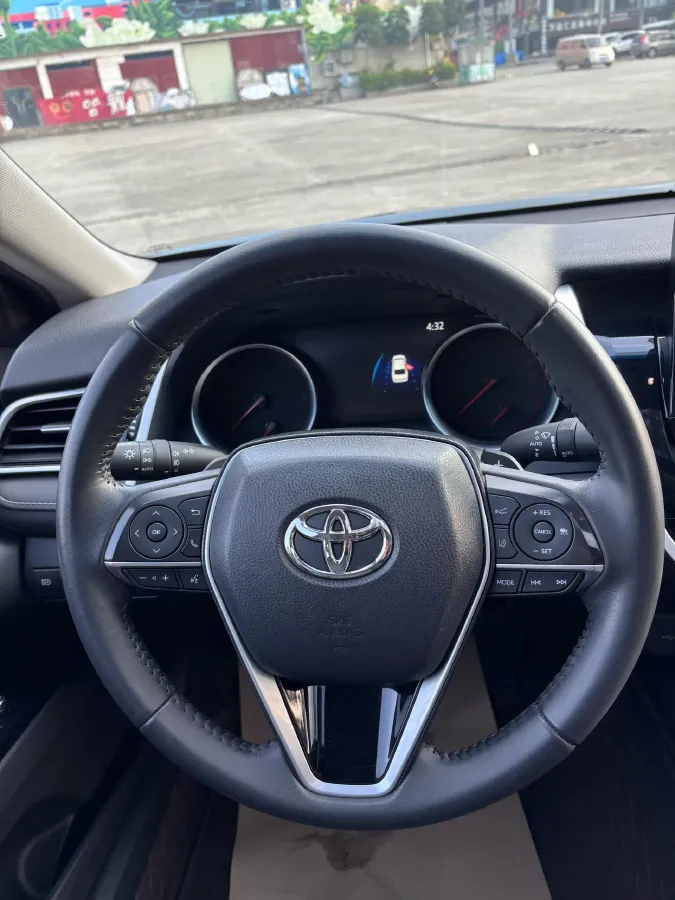 2022 Toyota Camry 2.0L 178HP L4 CVT,autocango,china used car exporter,china ev exporter,chinese used car exporter,chinese used ev exporter