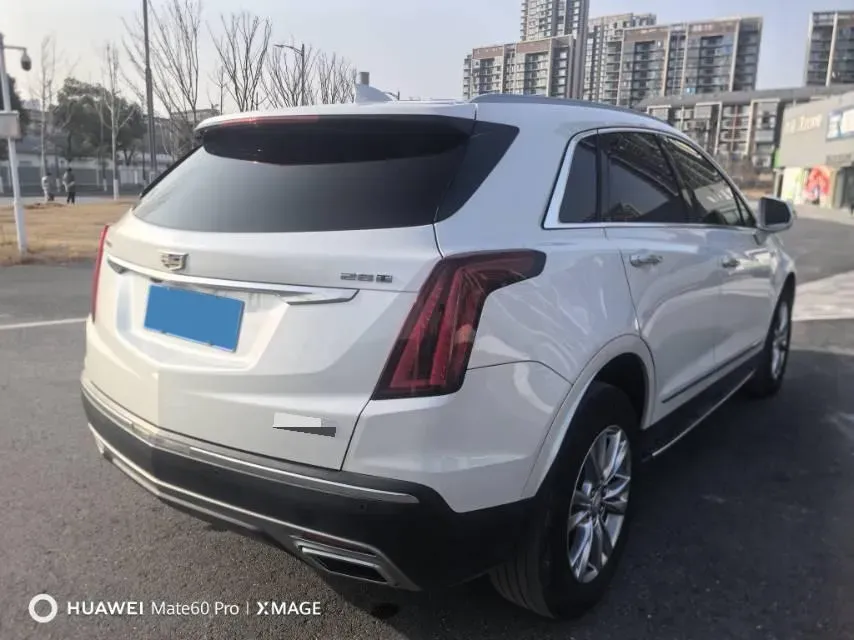 2022 Cadillac XT5 2.0T 237HP L4 9AT,autocango,china used car exporter,china ev exporter,chinese used car exporter,chinese used ev exporter