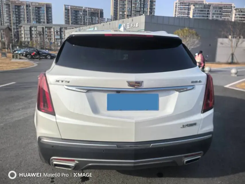 2022 Cadillac XT5 2.0T 237HP L4 9AT,autocango,china used car exporter,china ev exporter,chinese used car exporter,chinese used ev exporter