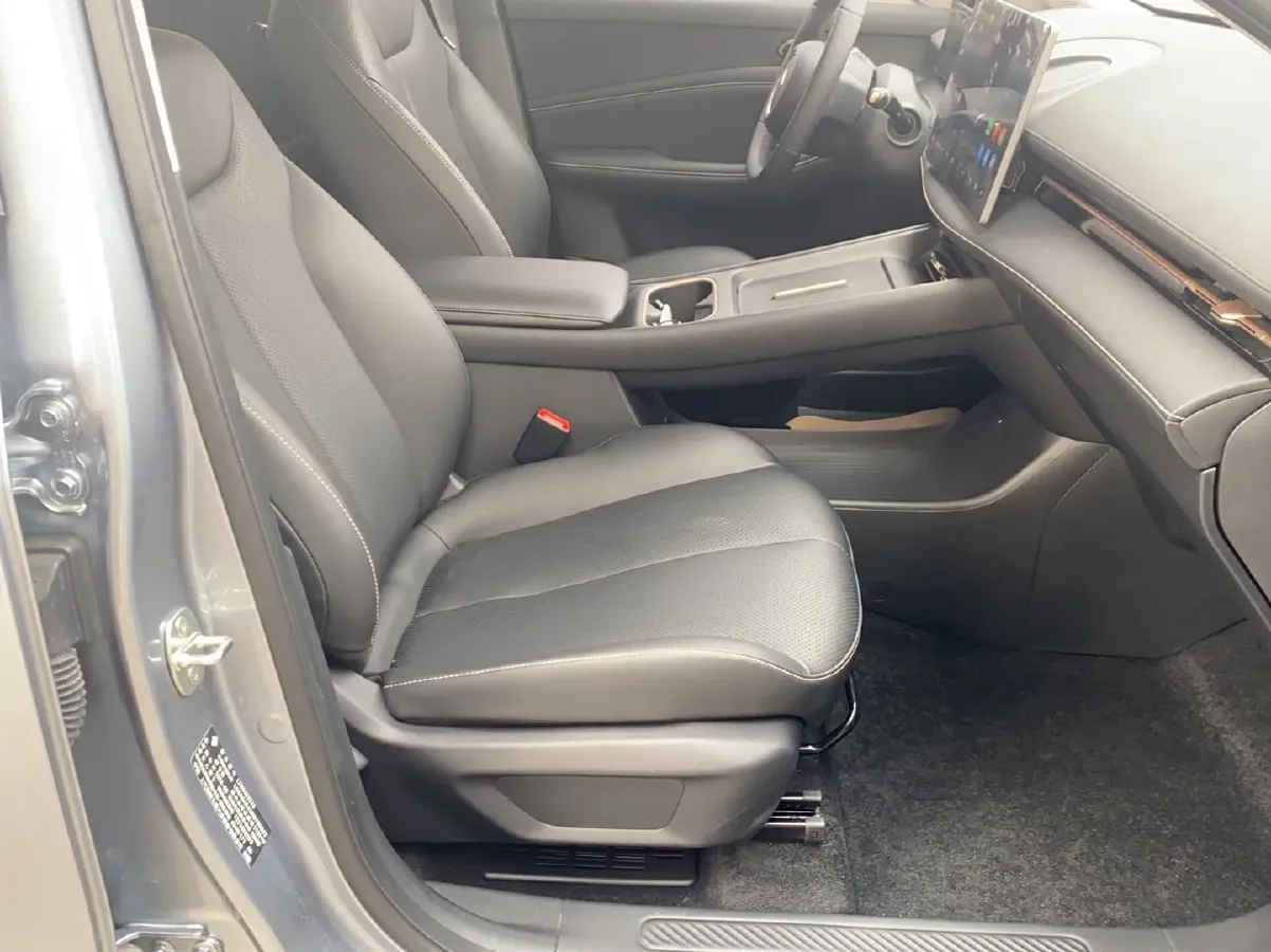 2024 Toyota Levin 1.8L 98HP L4 E-CVT Hybrid,autocango,china used car exporter,china ev exporter,chinese used car exporter,chinese used ev exporter