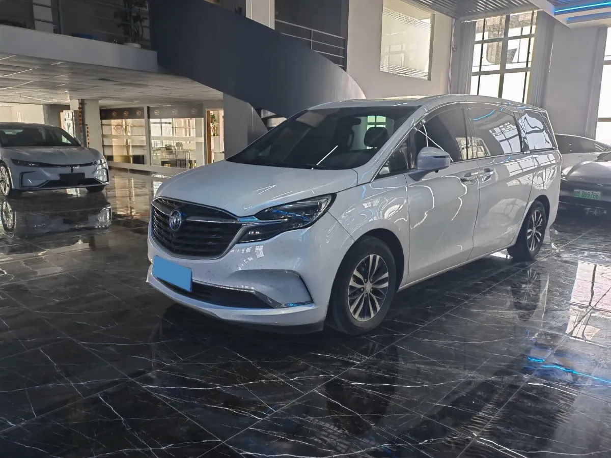 2022 Buick GL8 2.0T 237HP L4 9AT,autocango,china used car exporter,china ev exporter,chinese used car exporter,chinese used ev exporter