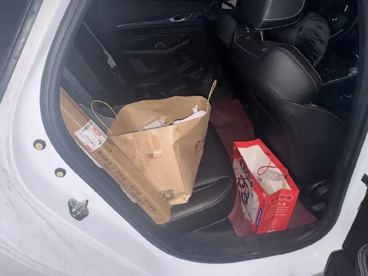 2023 Geely Preface 1.5T 181HP L4 7DCT,autocango,china used car exporter,china ev exporter,chinese used car exporter,chinese used ev exporter