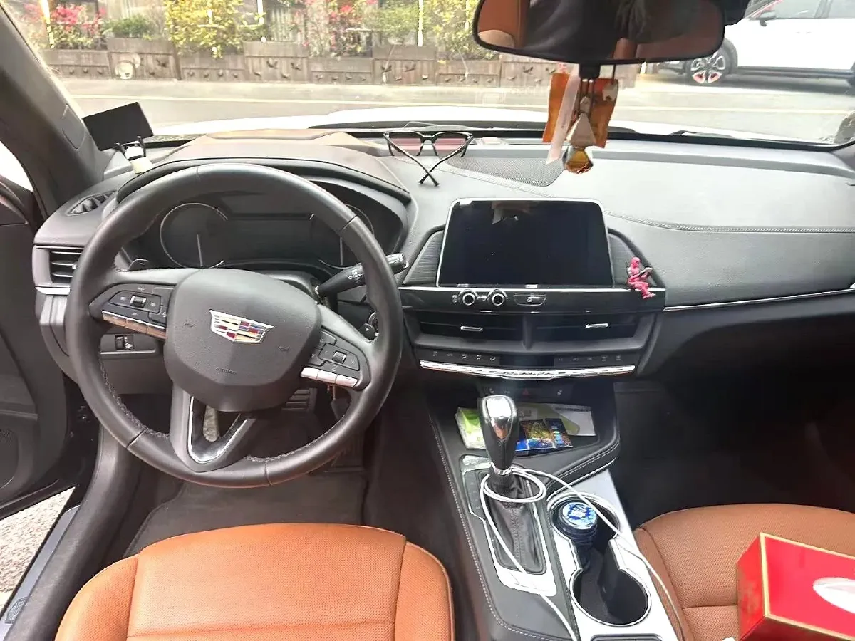 2022 Cadillac CT4 2.0T 237HP L4 8AT,autocango,china used car exporter,china ev exporter,chinese used car exporter,chinese used ev exporter