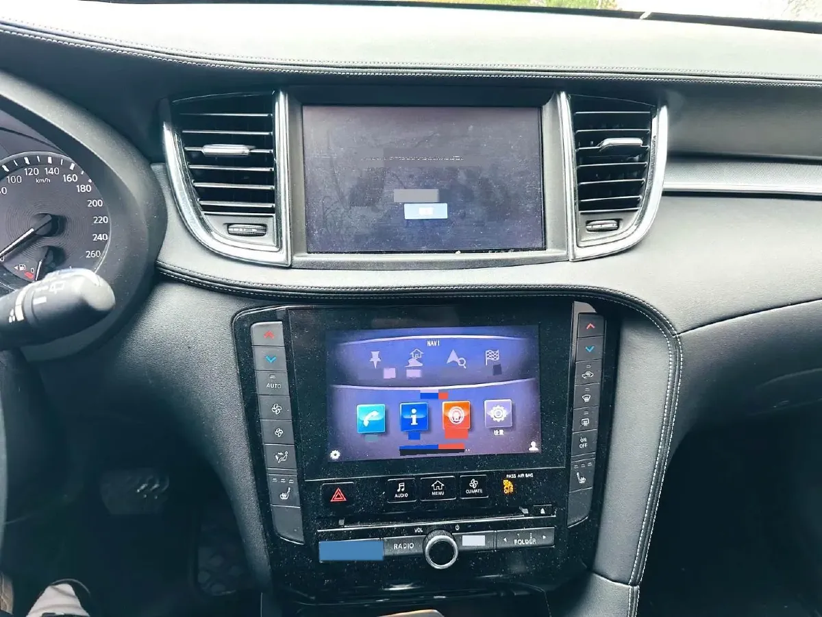 2018 Jeep Grand Commander 2.0T 265HP L4 9AT,autocango,china used car exporter,china ev exporter,chinese used car exporter,chinese used ev exporter