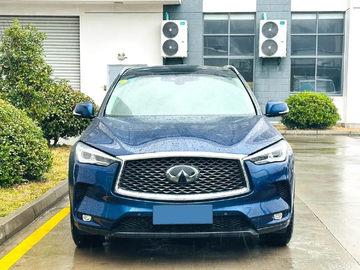 2018 Jeep Grand Commander 2.0T 265HP L4 9AT,autocango,china used car exporter,china ev exporter,chinese used car exporter,chinese used ev exporter