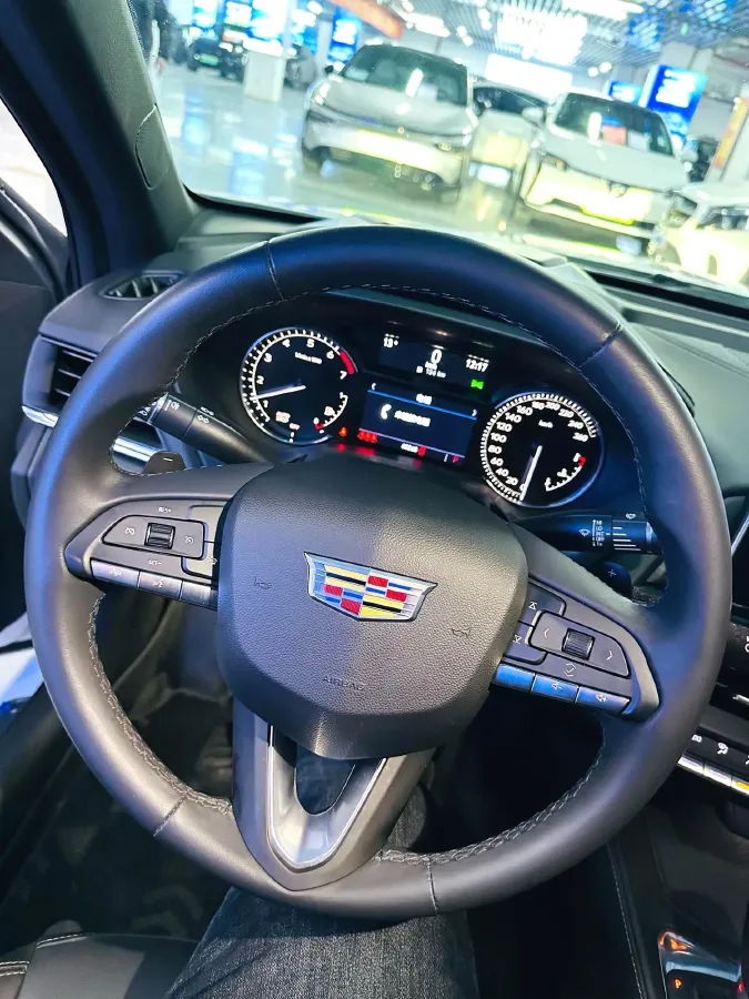 2021 Cadillac CT4 2.0T 237HP L4 8AT,autocango,china used car exporter,china ev exporter,chinese used car exporter,chinese used ev exporter